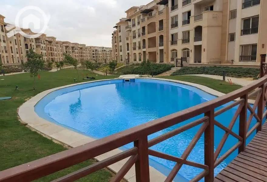 2 7925529-82de9o. jpg