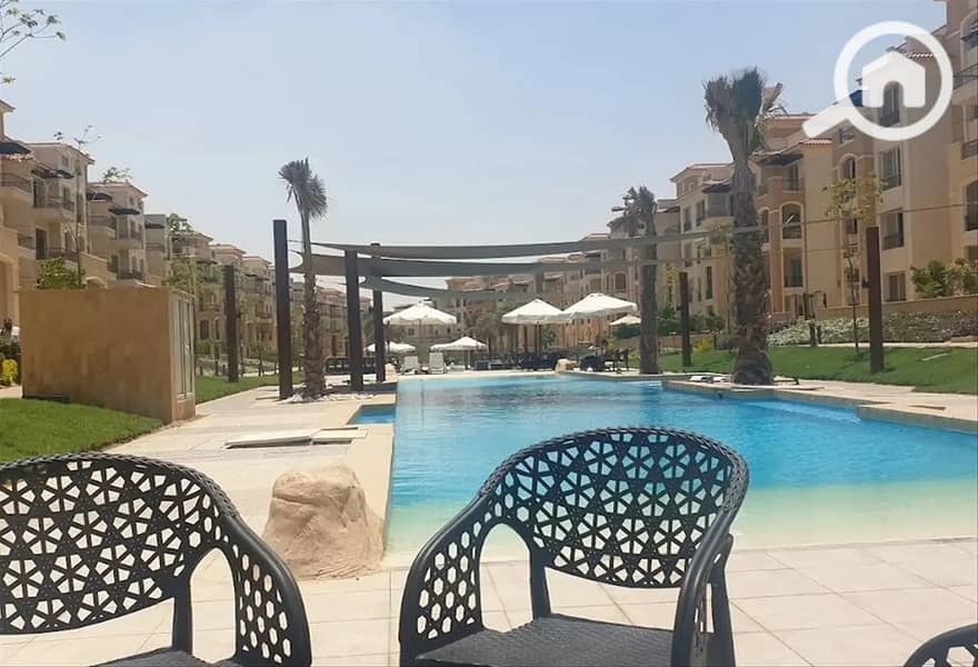 8 7987866-13ecfo. jpg