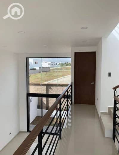 3 Bedroom Duplex for Sale in Sheikh Zayed, Giza - fe2c926c-a318-422b-81a2-cf3217170b3f. jpeg 3 Bedroom Duplex for Sale in Sheikh Zayed, Giza - fe2c926c-a318-422b-81a2-cf3217170b3f. jpeg