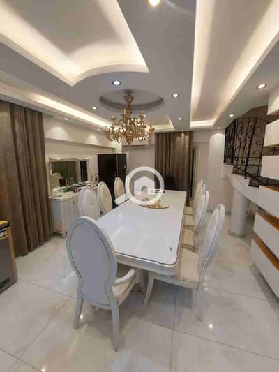 دوبلكس 5 غرف نوم للايجار في القاهرة الجديدة، القاهرة - IMG-20251107-WA0060. jpg