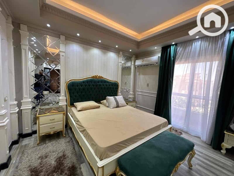 4 cfebb848-510e-4097-a614-5d6de84294a0. jpg