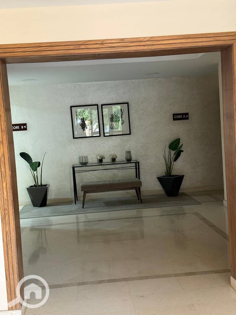 3 531d71a3-d6e4-4167-ad86-8bd8f0b13100. jpeg