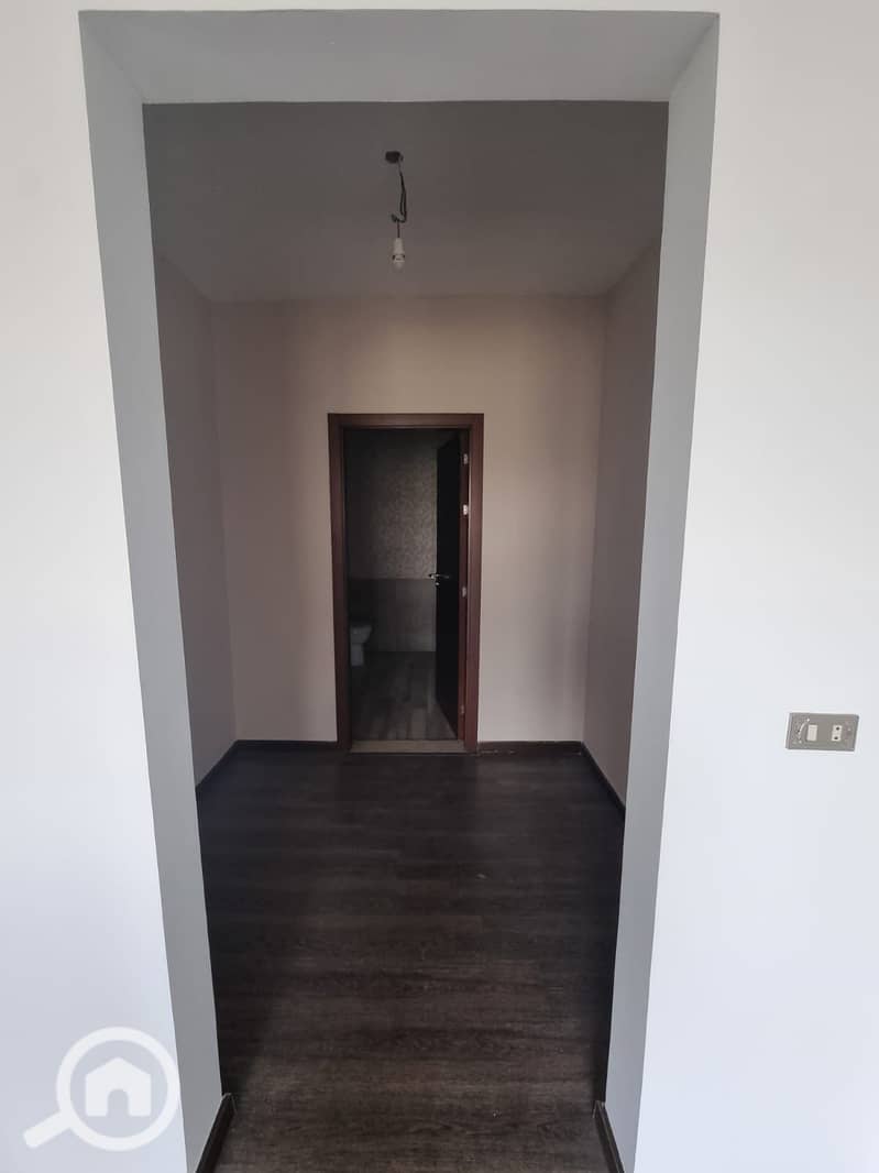 2 WhatsApp Image 2025-11-06 at 12.11. 25 PM (2). jpeg