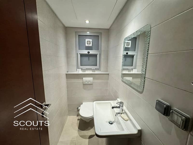 7 275a1068-ebaa-4b0f-889d-bab82e86b2e9. jpg