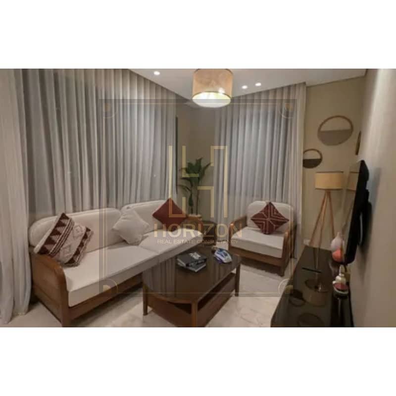 3 8168484-a0053o. jpg