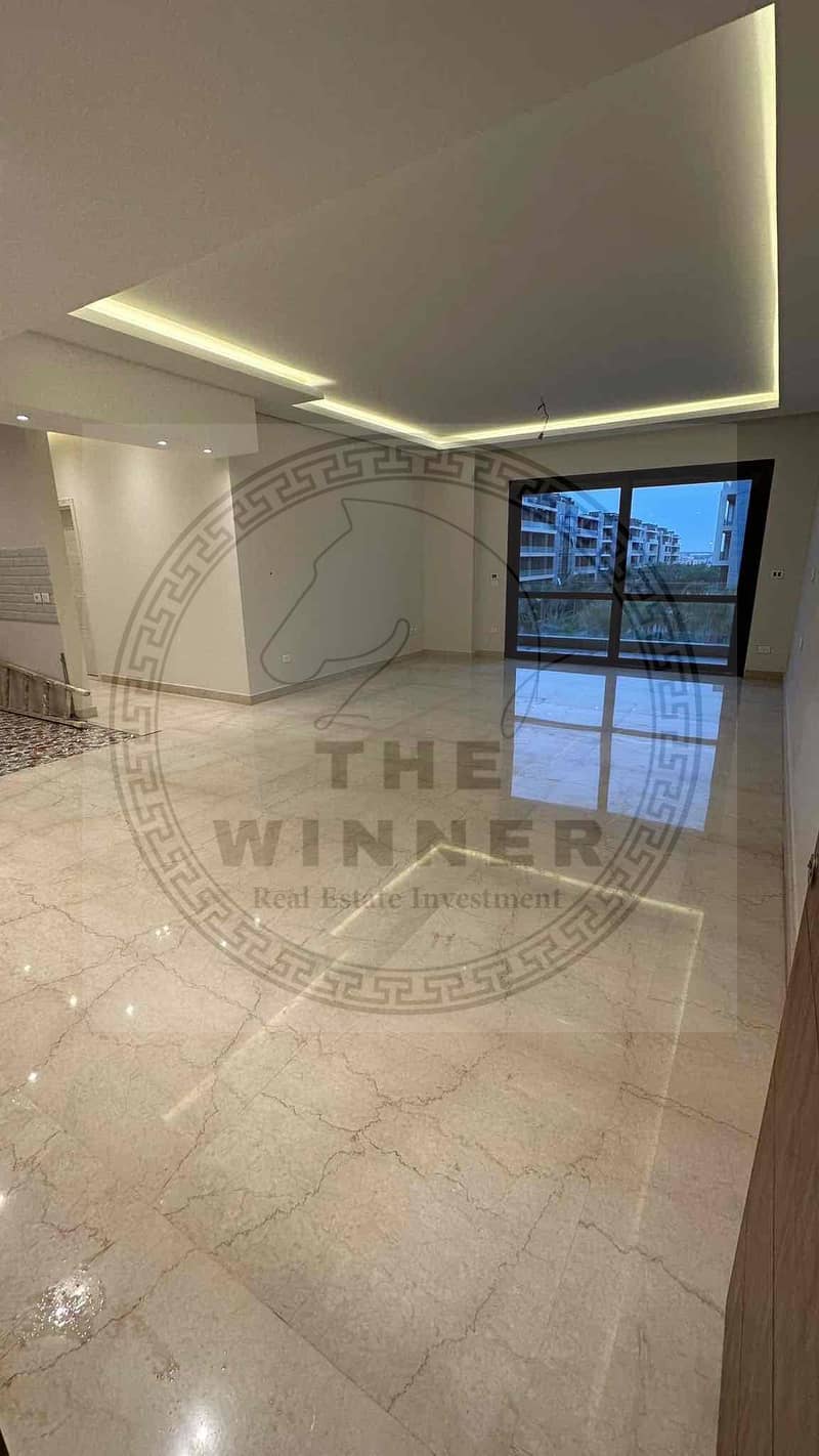 6 719c5eee-f4c6-408d-b820-30c36cf3dfda. jpg