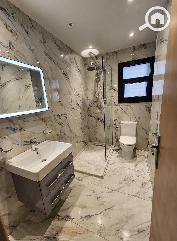 8 542752266_122122894694952550_6168464207747062272_n. jpg