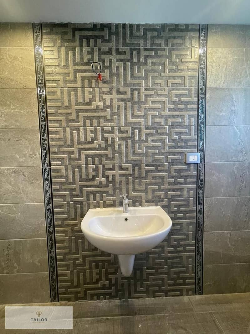 16 IMG-20251107-WA0044. jpg