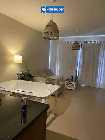 4 1356fa35-dab1-4fa8-9223-8f248166105a. jpg