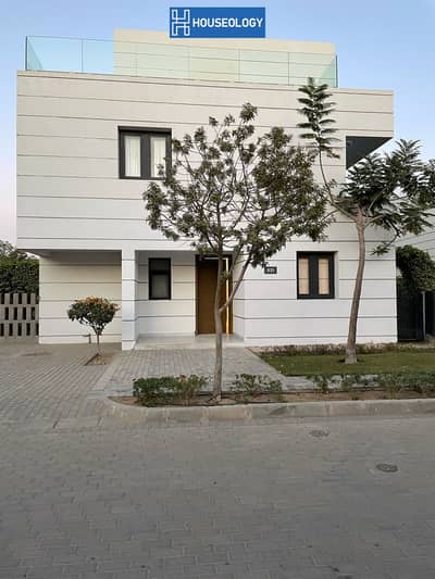 6 Bedroom Villa for Sale in Shorouk City, Cairo - WhatsApp Image 2024-12-16 at 16.39. 30. jpeg