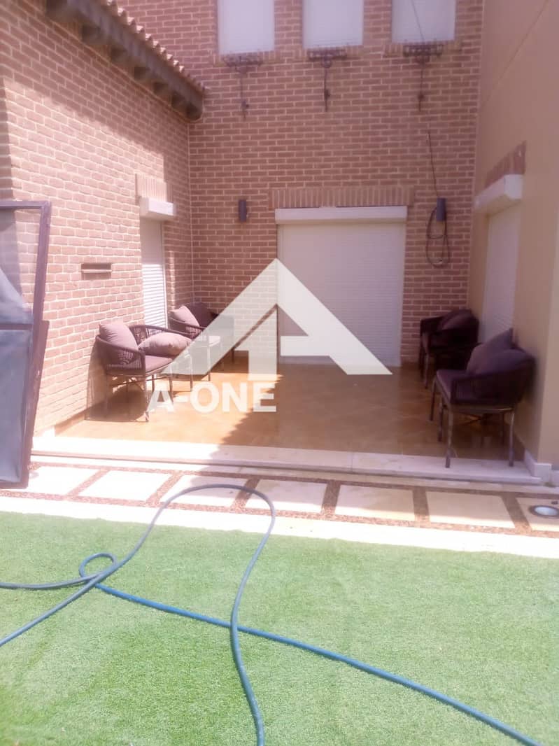 5 303d06cf-da6d-433b-b2ae-4ebd59045c0d. jpeg