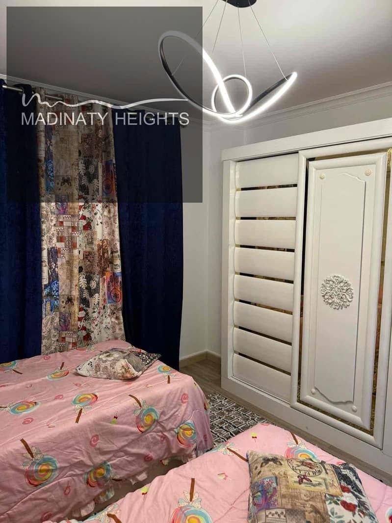 15 98ffec2f-e56d-4b8d-b645-af83d3f8455a. jpg