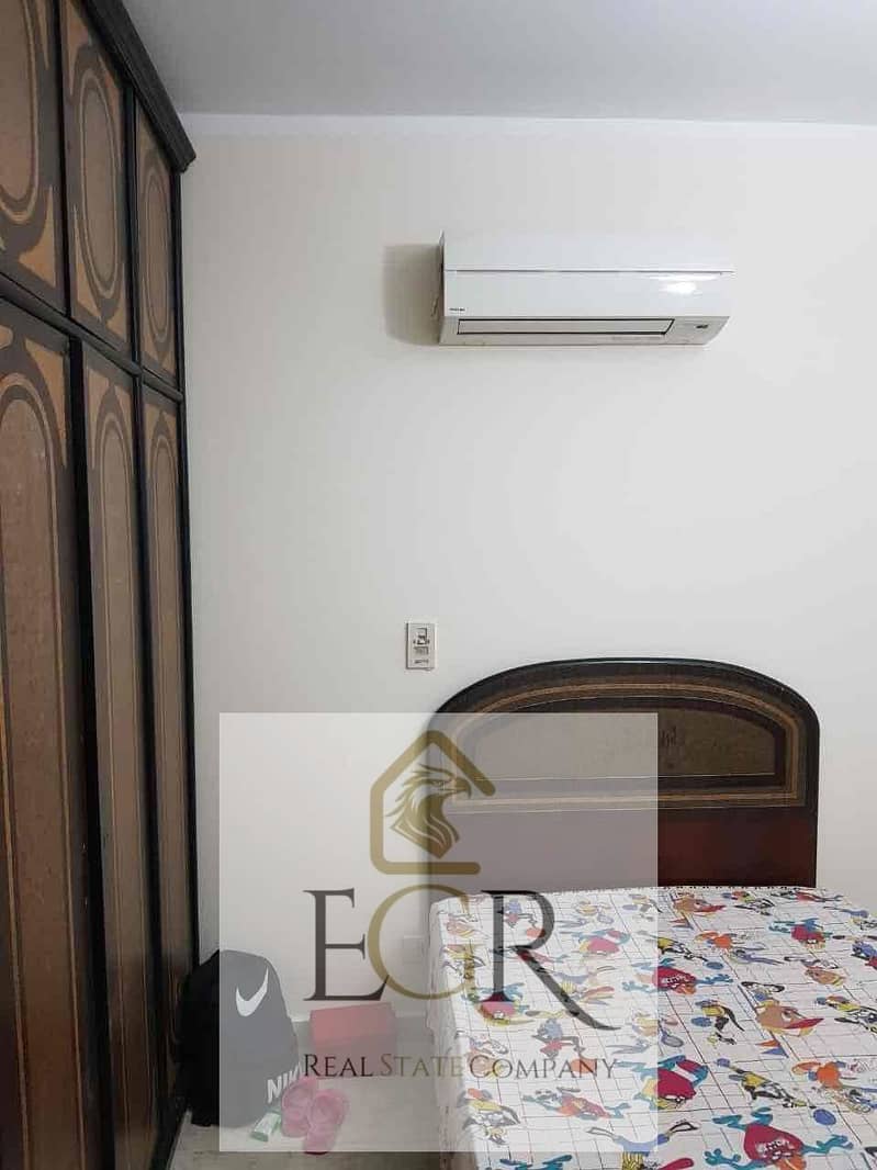 12 1b6d9d62-7867-4b8e-8d9b-7f012eae49b6. jpg