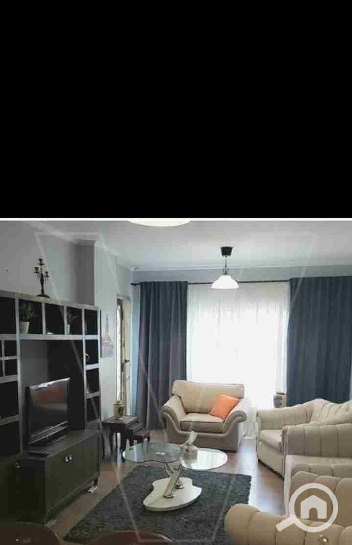 1000097635. jpg 1000097635. jpg