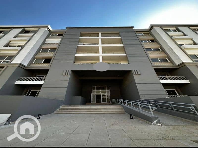 2 WhatsApp Image 2025-11-06 at 10.47. 12 AM. jpg