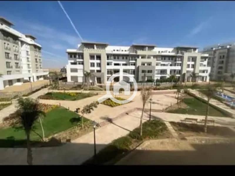 4 8210952-93b06o. jpg