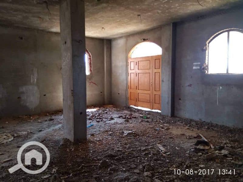 شقه للبيع 135م تاني نمره من فيصل حسن محمد بي مليون و200