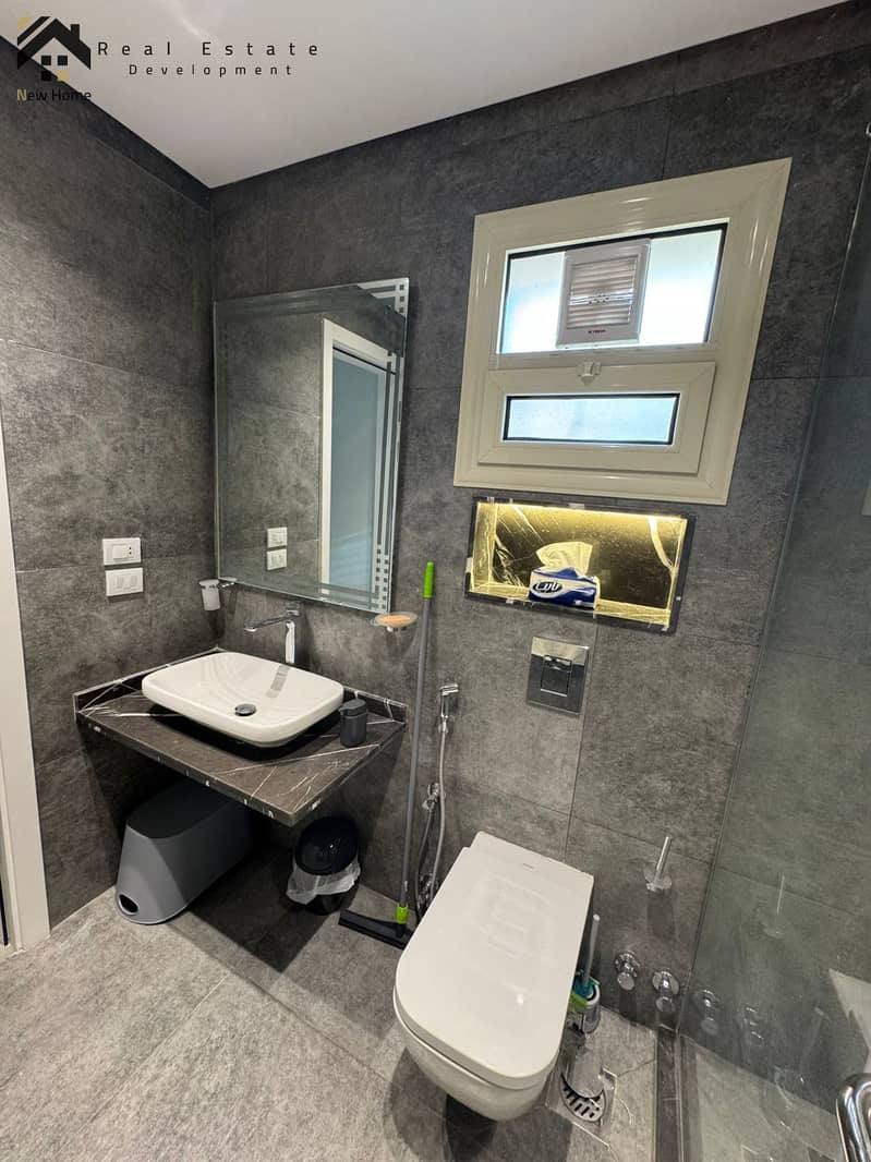 22 WhatsApp Image 2025-10-08 at 15.49. 04_f3be9a4a. jpg