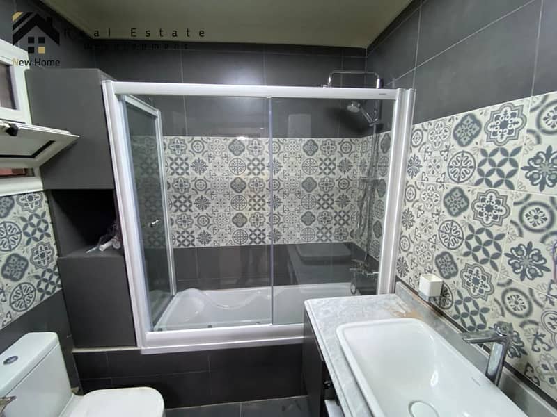 6 WhatsApp Image 2025-10-08 at 16.48. 46_00476b53. jpg