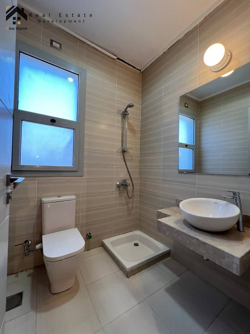 25 WhatsApp Image 2025-10-08 at 16.53. 56_4417cff6. jpg