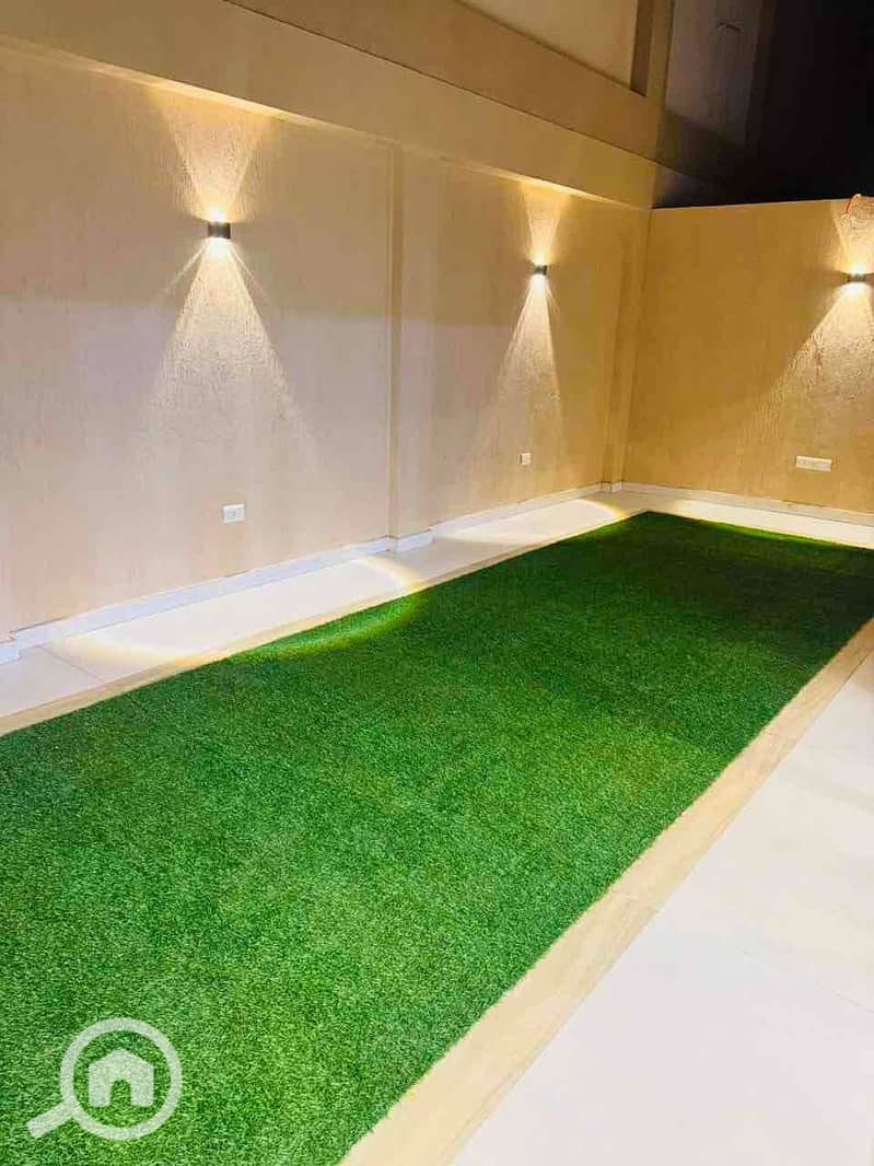 2 c4246254-7aeb-450c-9bb6-ffc0a56c973c. jpg