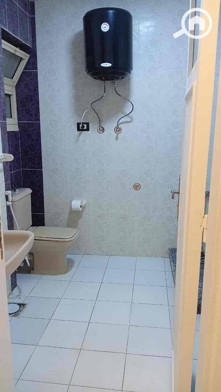 3 fe060f57-09c6-44f2-b68e-e14702243ee1. jpg