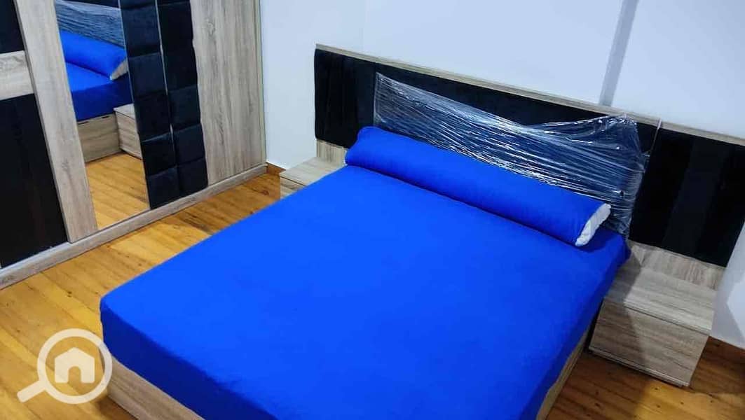 5 2c6d0d43-d4ea-42b5-b9f7-7cb6f9223987. jpg