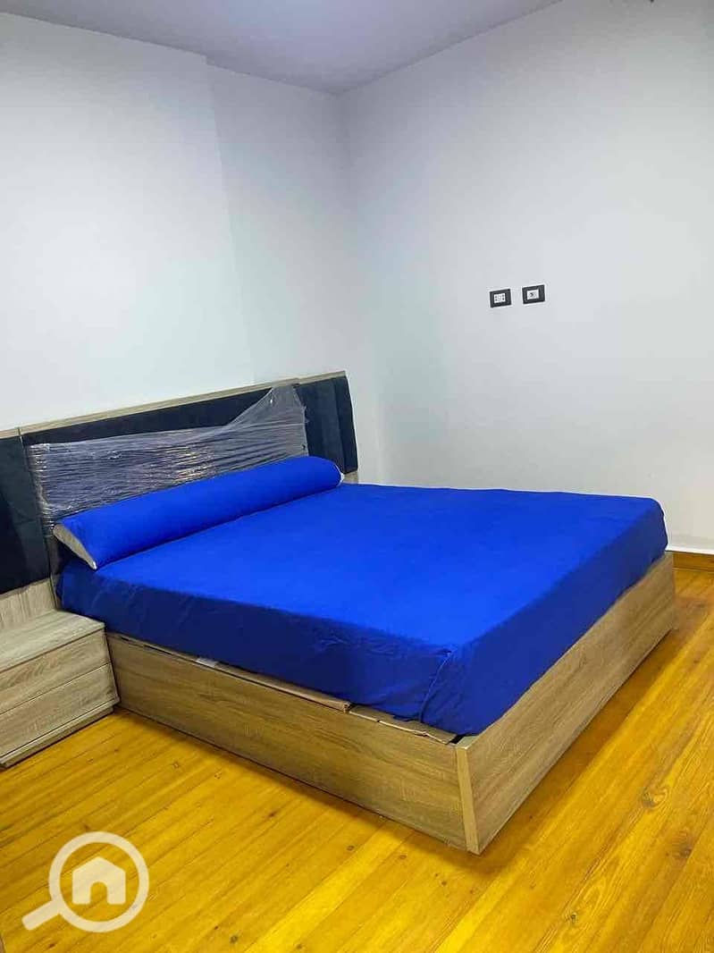 15 335ca2e9-a423-4e4f-955b-de7f8bd6efc6. jpg