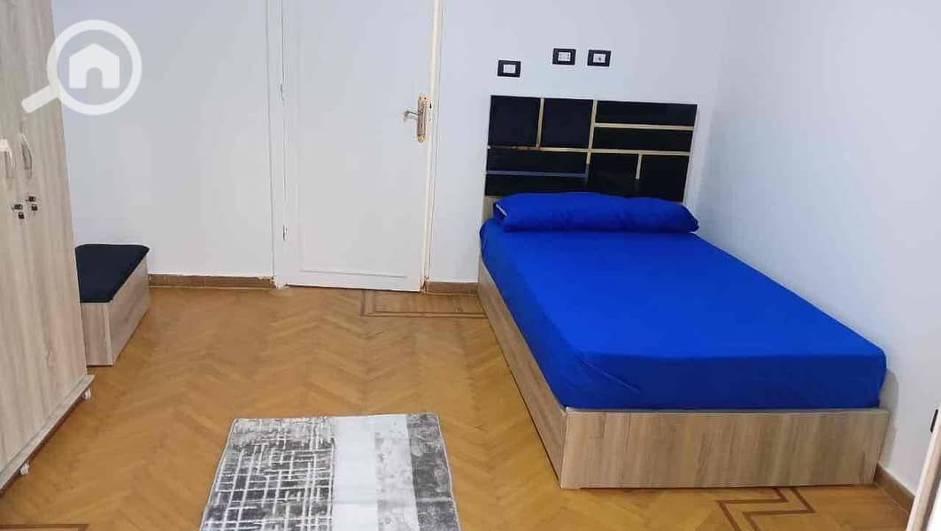 24 0e204fd2-a0a3-488f-9bd1-e3fe06b2bf42. jpg