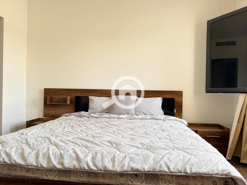 8 713bdd45-00bd-4e0f-ba18-a7314be4ad59. jpg