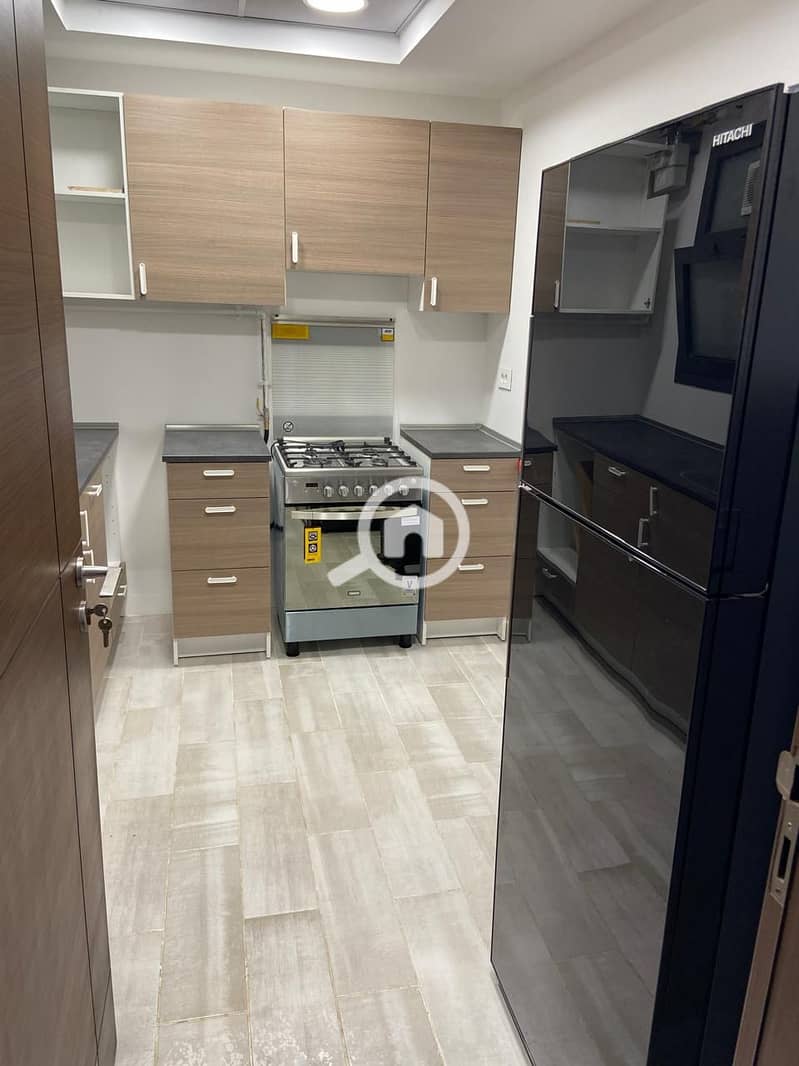 13 a7fa3269-015f-4850-b75e-dc13a32c1a43. jpg