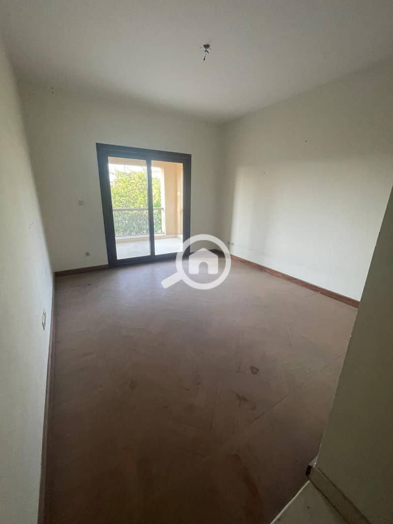 12 b85aa1d7-b7af-4f9e-9906-7a94c0c01763. jpg