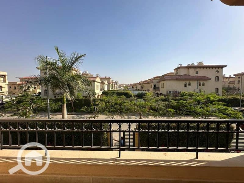 2 2e48063e-d9d8-4687-9153-777e9a54d32c. jpg