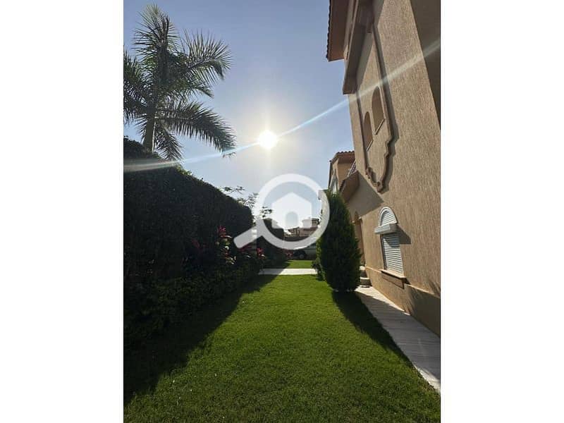 19 f2966eae-1c45-4097-b784-b2e39d644e27. jpg