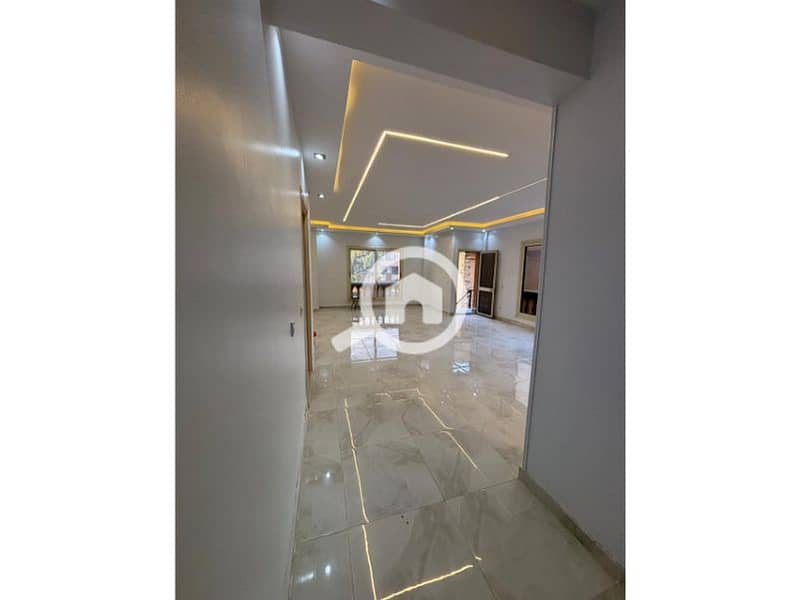 6 6f6c2d3d-00cb-47a4-adb5-2aafb78db9b7. jpg