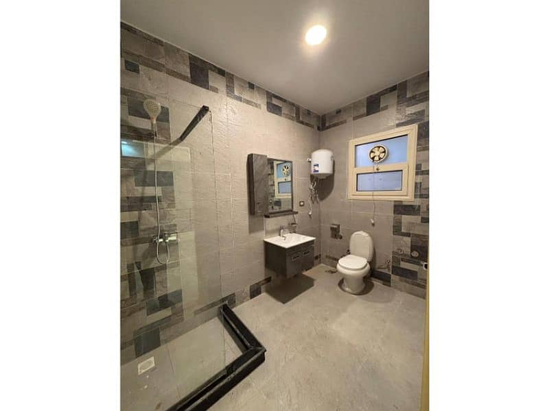 8 396d1f85-1c3c-4946-b748-1555d7190928. jpg