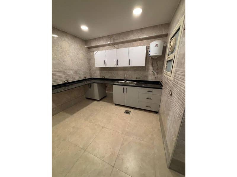 10 3528c7f8-3913-4f06-be03-d59b298dc24e. jpg