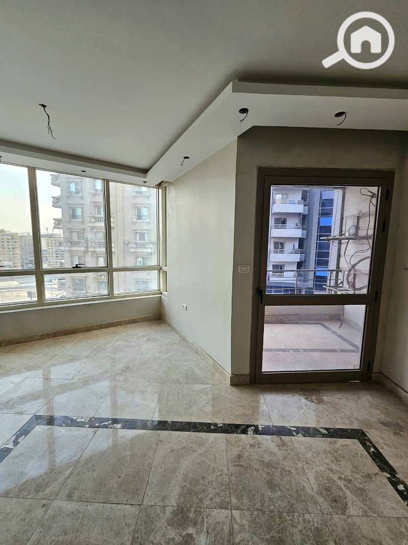 4 3a99563f-dd19-4e1a-aadf-ea249b0263f7. jpeg