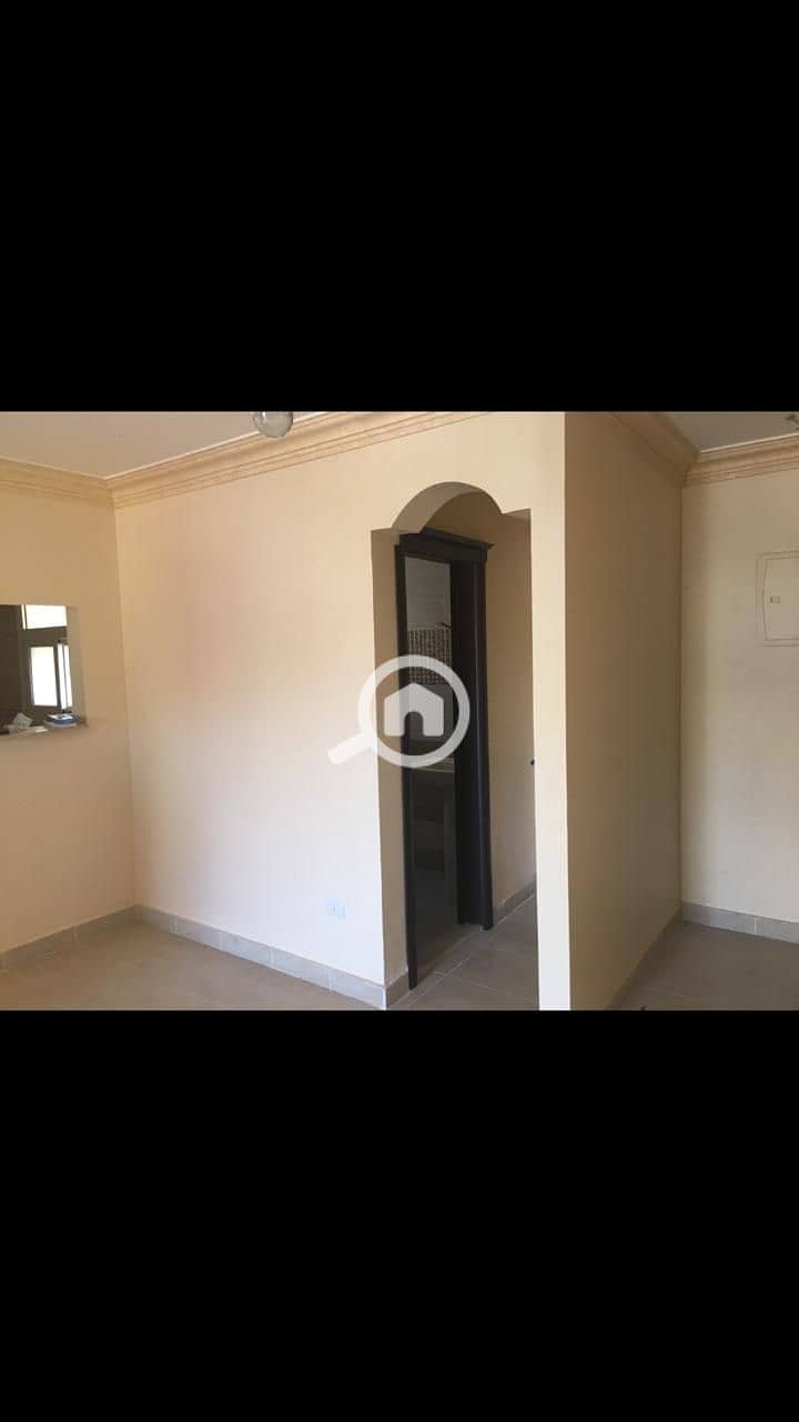 10 dccd348b-ca34-423a-a594-acf84c9226f1. jpg