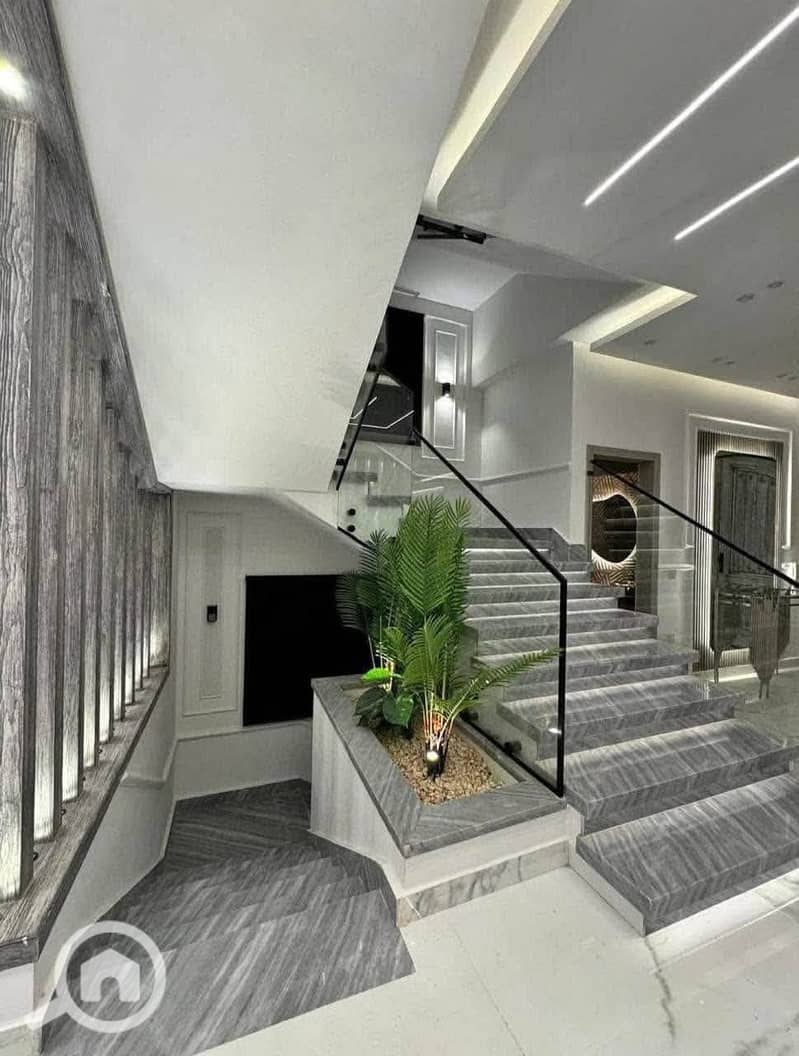 6 FB_IMG_1762451211092. jpg