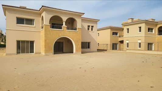 فیلا 6 غرف نوم للبيع في المقطم، القاهرة - Celesta Uptown Cairo Villa for Sale