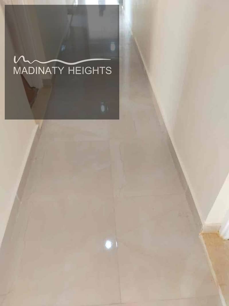 2 c0043947-93e0-478d-96cb-7ec44b890b99. jpg