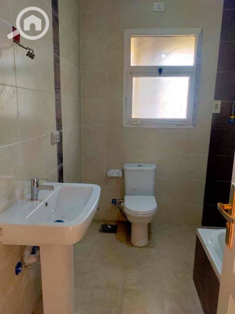 5 0d06ce66-b235-455f-acc0-f0735362e9ca. jpg