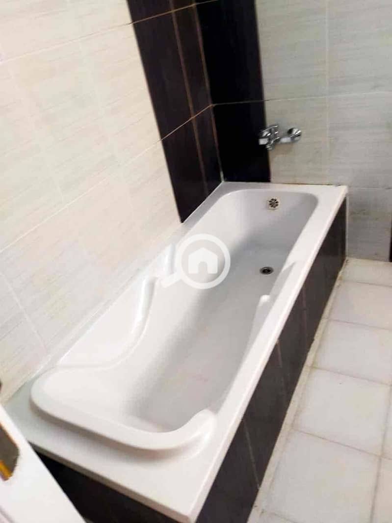 13 d51eeb4d-0aa2-4932-b2a8-2c6937b73fdc. jpg