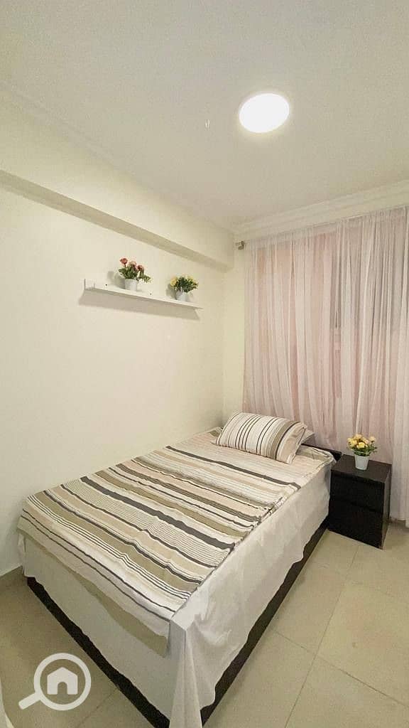 3 676260c5-ddec-4f1b-b8a1-c803cbdbfa3a. jpeg