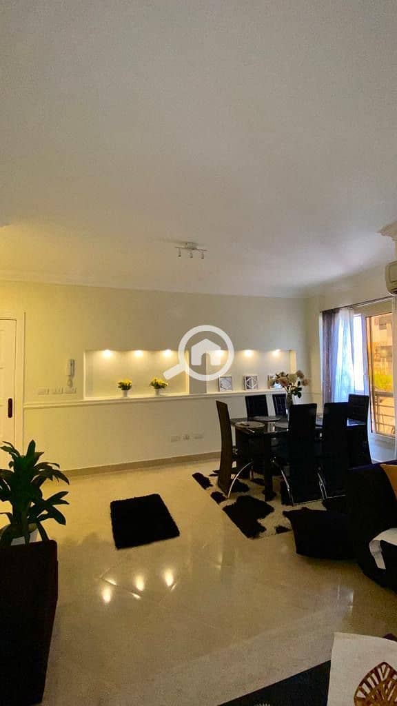 5 e5d9d89f-26a1-4f87-8c54-69c6a76df690. jpeg