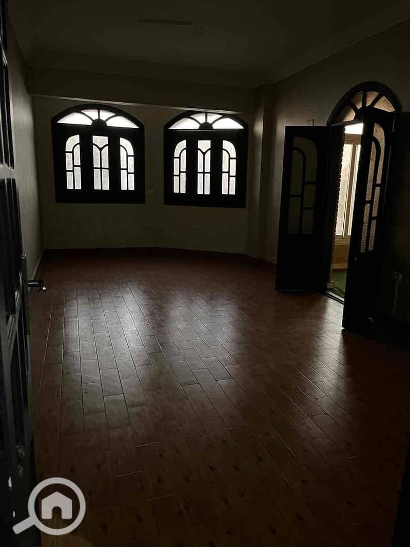 5 7daa6f01-1de6-4927-b54e-924f07287d0c. jpg