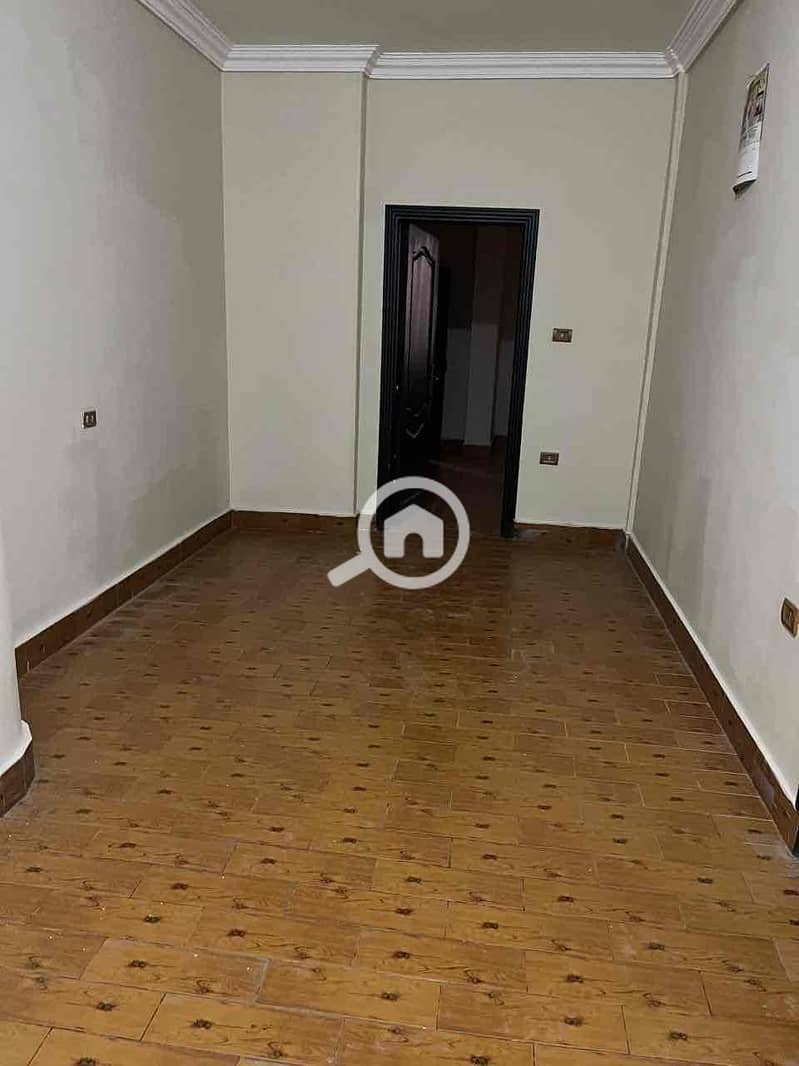 7 845ae777-c78e-4e44-8b31-c0f3ede5a78d. jpg