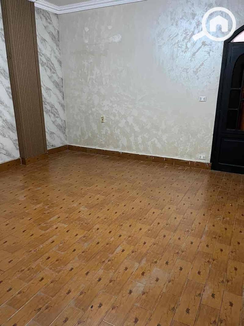 8 02669972-61c2-4fd3-8aee-847f79d09a53. jpg