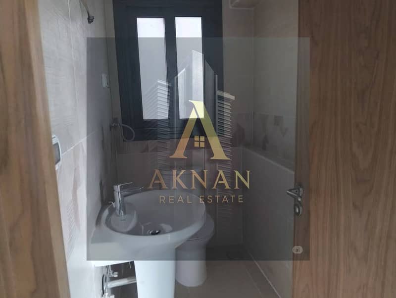 8 WhatsApp Image 2025-11-06 at 14.48. 49 (3). jpeg